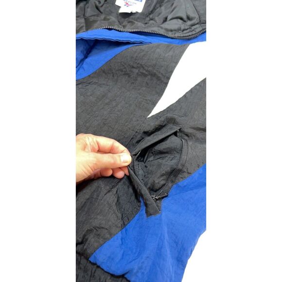 Vintage Detroit Lions Reebok NFL Pro Line nylon jacket. Unsized - Picture 9 of 12